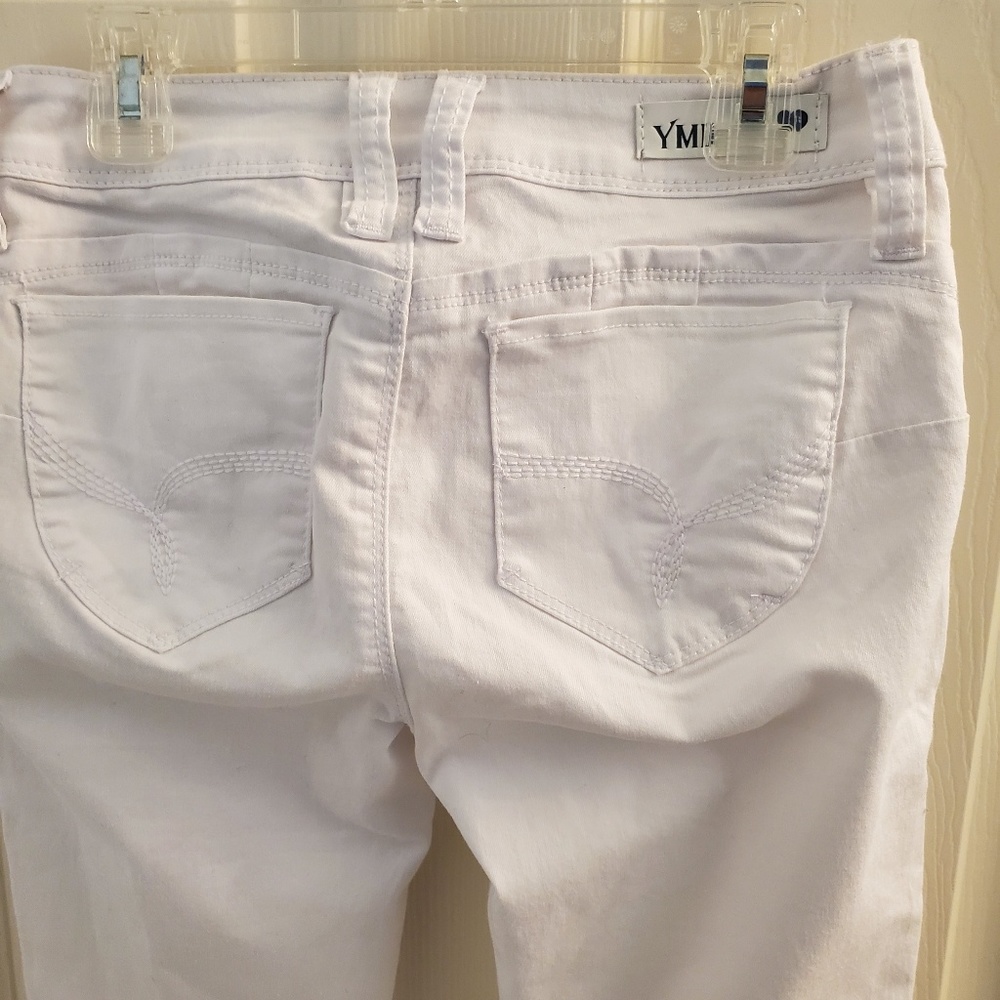 YMI Wanna Better Butt white skinny jeans